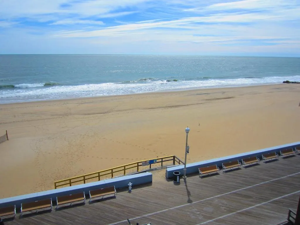 Beach Plaza Hotel Ocean City 3*,  United States